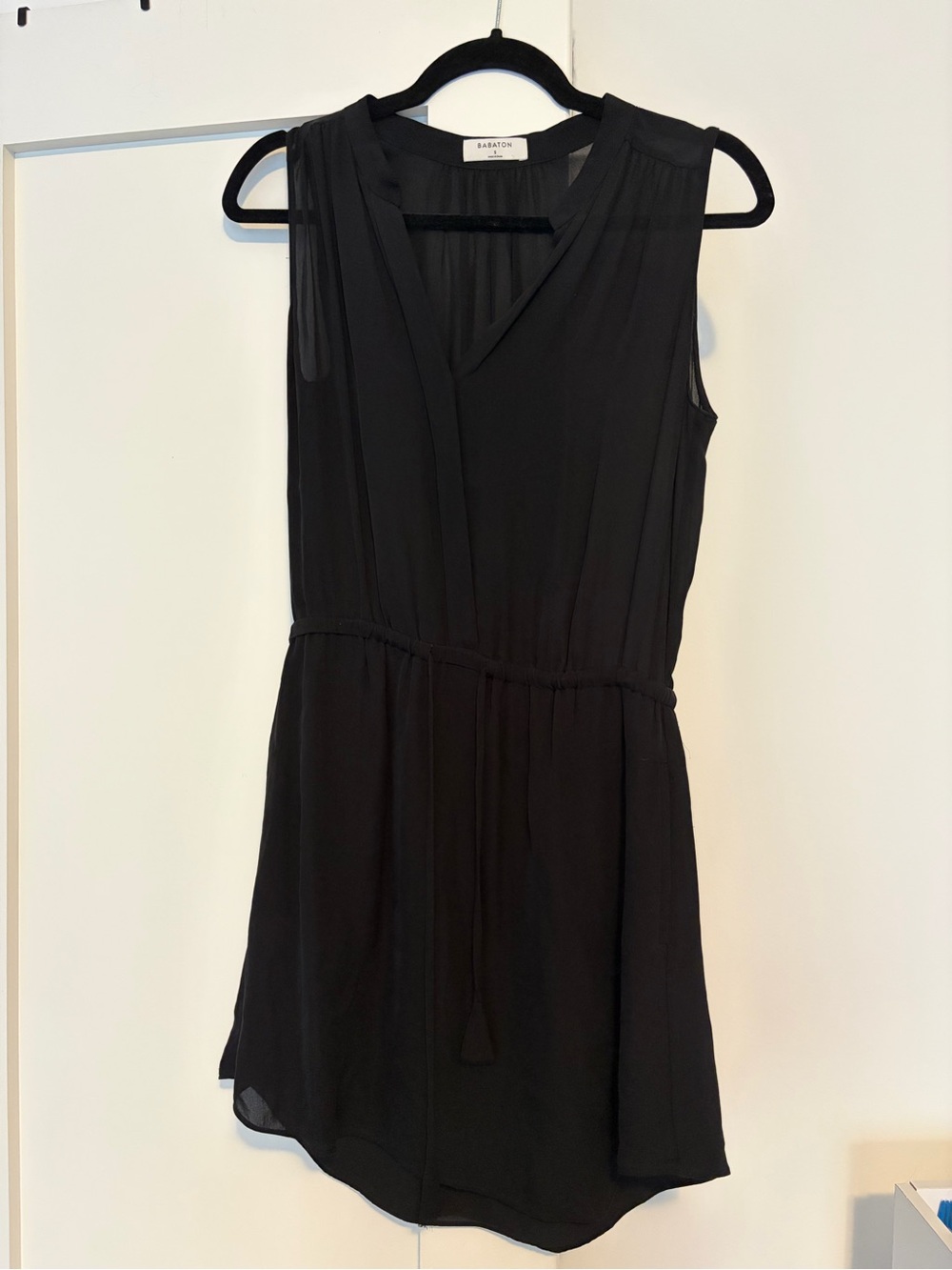 Babaton Black Sleeveless V-Neck Tie-Waist Dress